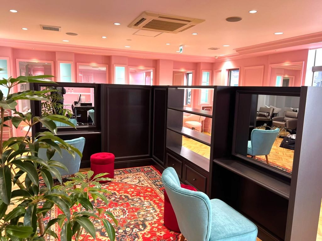 Salon